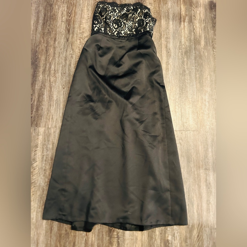 Ann Taylor Elegant Black A-Line with strapless dress w/lace
